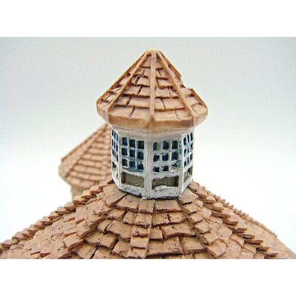 The Farmstead Collection O'Leary's Octagon Barn 1995 Figurine Farm Cottage Decor - Picture 8 of 14